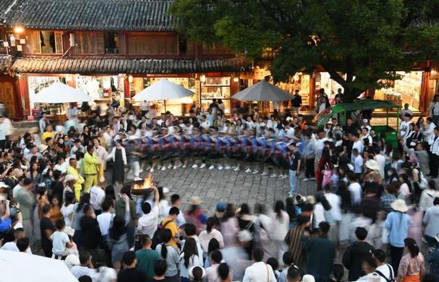 外地高温40℃，云南还要穿长裤，来感受独一份清凉
