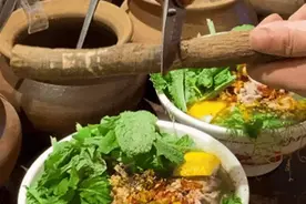 餐饮排队王，流行“吃木头”了？图片