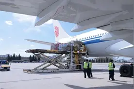 我国第二架国际救援包机从北京出发驰援缅甸 携带22吨物资图片