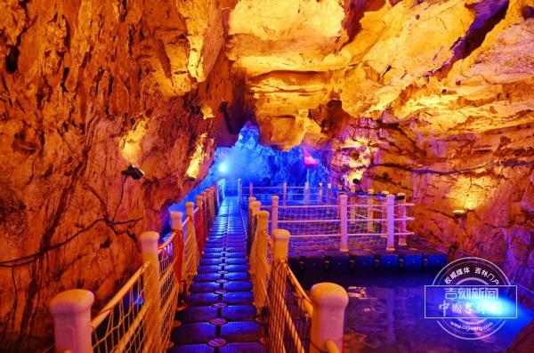 来官马溶洞与自然奇观和红色热血“不期而遇”！