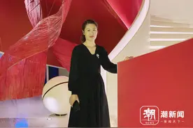 东北搓澡师的杭州春节：年夜饭啃面包，日均17小时“搓泥”中图片
