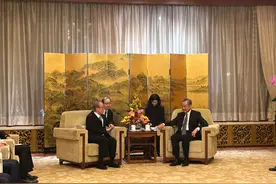 《中日友好条约》缔结45周年，两国分别举办纪念招待会重温条约精神图片