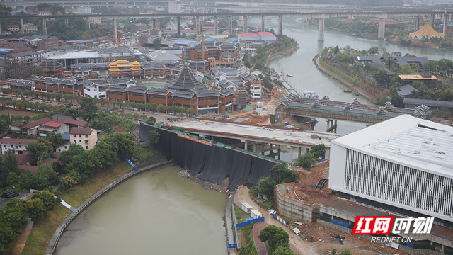 爆破有“南岭”：湖南这座铁路桥服役51年圆满谢幕