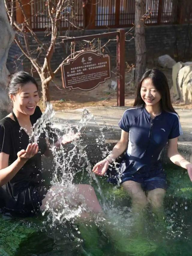 初冬的第一份暖意，藏在唐家湾里