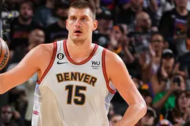 约基奇评选NBA现役欧洲全明星：东契奇领衔图片