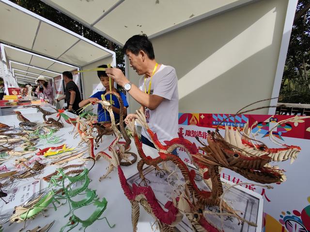 第十三届非遗文化体验周在北京国际雕塑公园启幕
