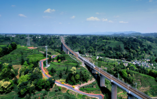 熊猫故乡的双城梦！雅安在成渝协同发展中崛起