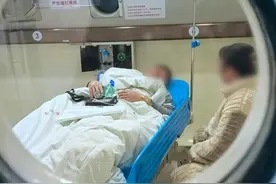 合肥男子睡觉时用炭火取暖致一氧化碳中毒图片