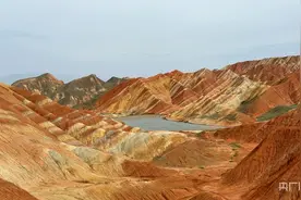 组图丨甘肃张掖七彩丹霞  色彩斑斓的自然奇观图片