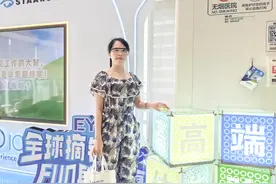42岁女教师的视力蜕变之路：做完近视手术被成功“圈粉”图片