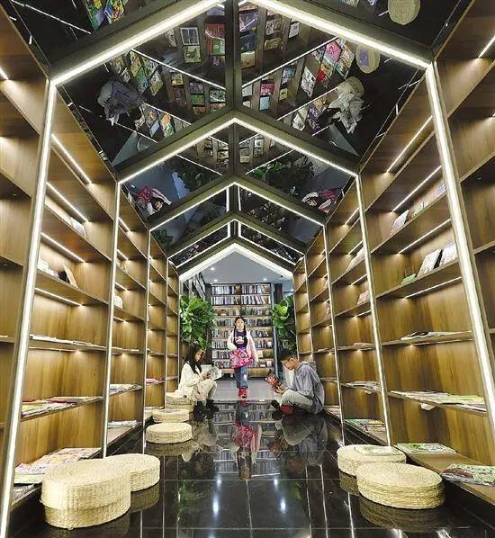 2025上海书展倒计时！先到这些“火出圈”的实体书店品味书香长三角吧~