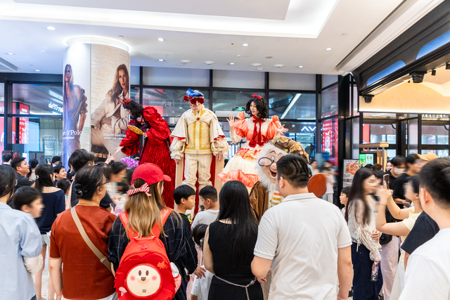 酒店满房，街区销售同比提升30%， 江岸汉口历史风貌区双节客流创新高