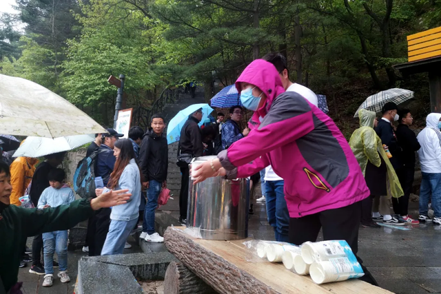山东蒙山两景区创新推出“晴天险”,双节遇降雨，赠你个“晴天”