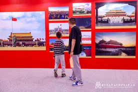 “壮美中轴”世界文化遗产北京中轴线展开幕图片