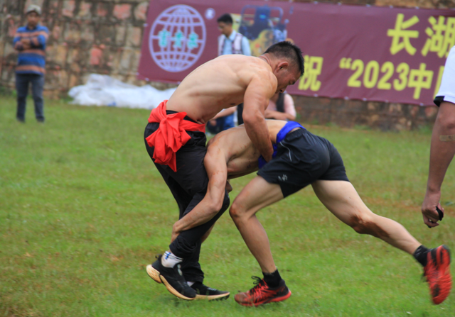 沉浸式漫游石林长湖 这份吃住行一站式攻略请查收