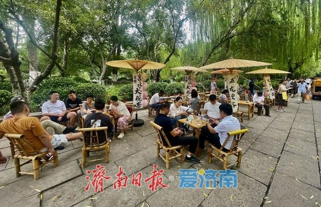 秋日亲泉热潮涌动 “泉水游”持续升温