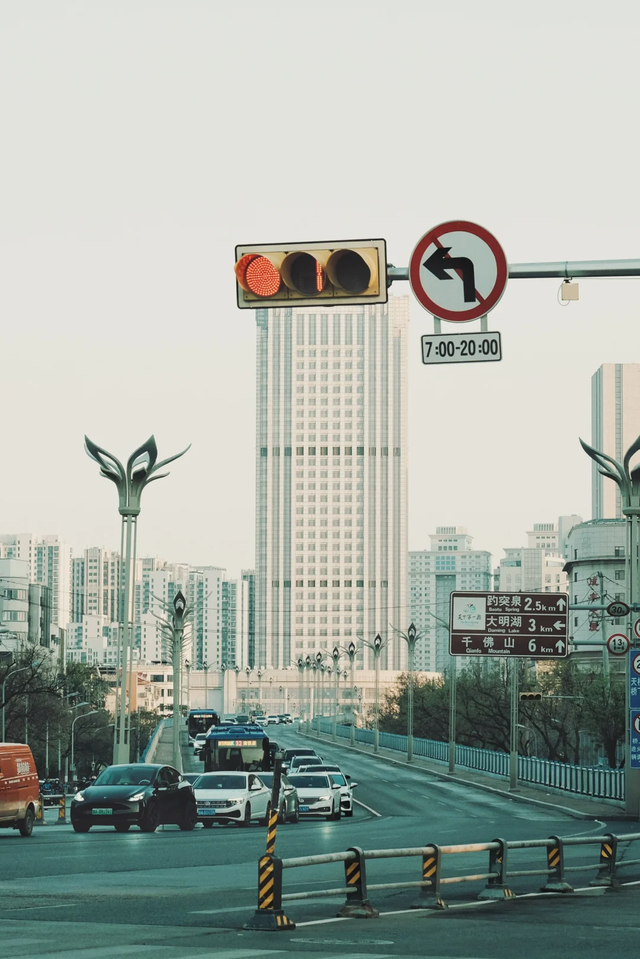 “天桥”是座桥