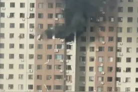 突发！辽宁凤城市一小区发生燃气爆炸 楼下商户称玻璃被震碎图片