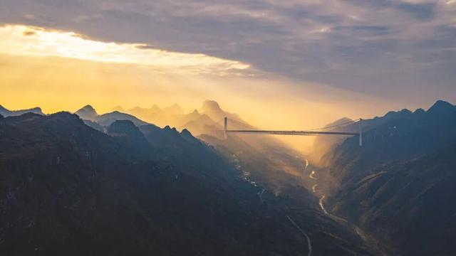 打个“飞的”省内游，有多香？