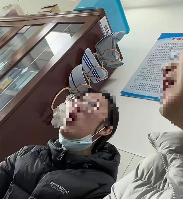 江西一女护士哭诉患癌请病假遭拒，当地卫健委通报：此前休过1个月病假，协调后已解决其实际问题