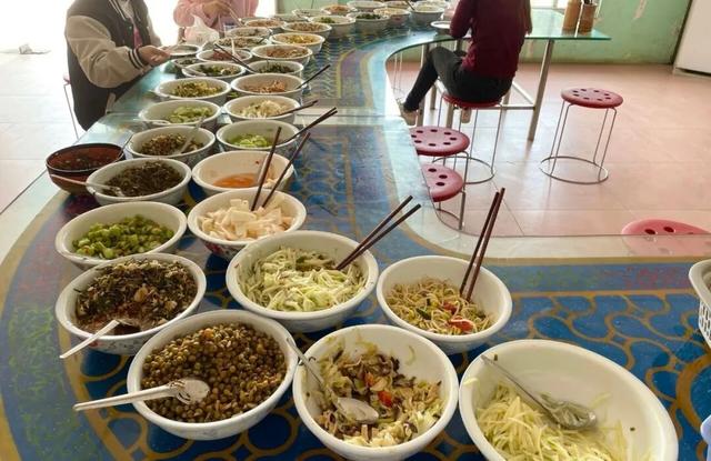 坐上高铁说走就走！广西这座烟火小镇，太安逸了