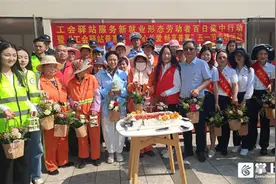 情系一线 工会有“爱” 官渡区总工会开展“五一”专场主题活动图片