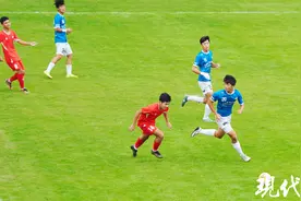 以球会友，2024年大运河城市（扬州）足球精英邀请赛开赛图片