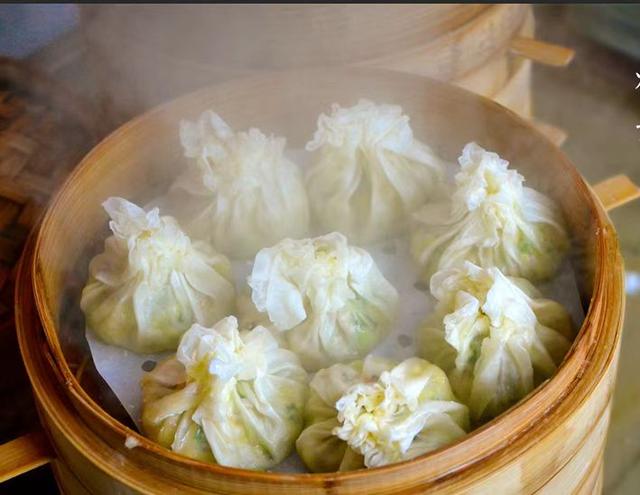 呼和浩特冰雪旅游季让“冷资源”迸发“热活力”