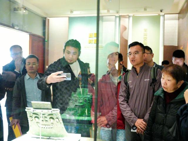 山东这座“顶流”博物馆，何以实现口碑热度双赢？|海岱文化谱新篇