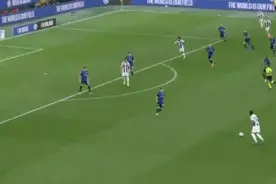 8个进球最后握手言和 这场意甲“国家德比”让球迷过足瘾图片