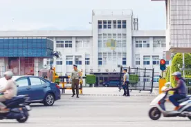台空军接连爆丑闻！台媒：两名教官分别因性骚扰女飞行员、羞辱学员被调职图片