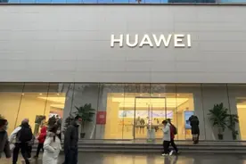 1000多张珍贵照片被找回！华为售后门店专业服务获用户好评图片