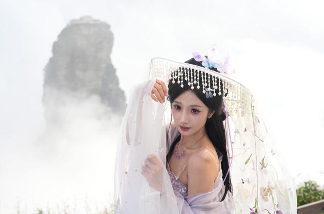 梵净山：“妆造旅拍”撬动文旅消费新市场