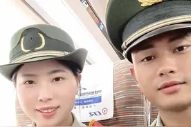 “是战友也是恋人”，情侣相恋9年一起入伍同日退役，当事人回应:牵手一起回家是最圆满的图片