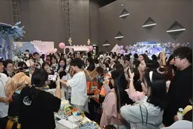 名场面层出不穷，苏州KSG粉丝见面会在快手太湖电竞馆举行图片