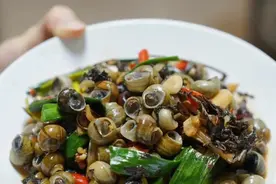 一口6000条寄生虫！别碰！别吃！图片