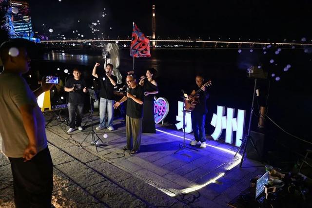 多图直击“滨海浪漫线”！夜游泉州必打卡！
