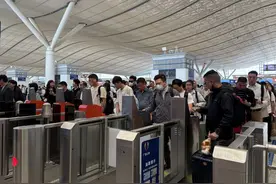 清明假期在即，深圳铁路预计发送旅客超150万人次图片