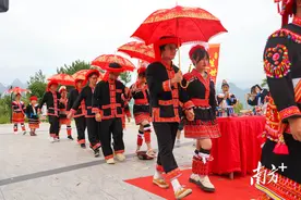 有“亿”点浪漫！连南瑶族集体婚礼甜度爆表图片