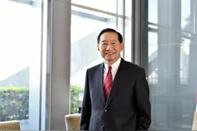 【专访】汇丰银行主席王冬胜：建议适当放宽内地个人投资者参与港股通的资产要求限制|两会•最关注图片