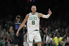 NBA总决赛 | 波尔津吉斯能否出战G5还不好说图片