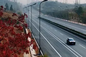 武汉新城这条快速通道，将全线贯通图片