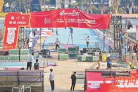 广州整装待发迎广马 氛围满溢不少参赛选手提前踩点图片