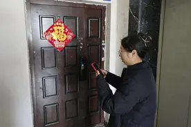 晨检发现学生没到校，班主任的这个举动太暖心了图片