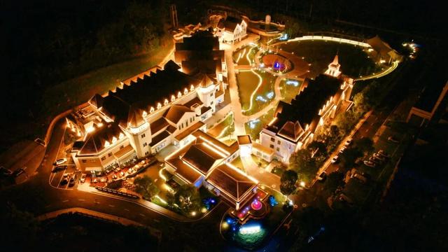 这6个新晋“度假顶流”，承包你的四季美好