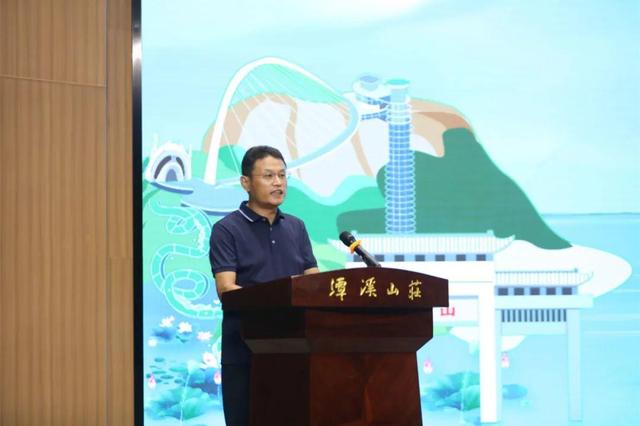 一条高速与一座山的诗意邂逅！济南、潍坊区县融媒采访活动走进淄博潭溪山