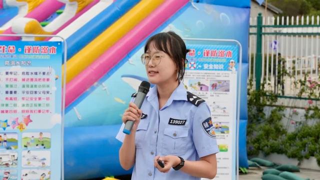 别样课堂！“泡”进泳池~