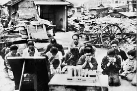 抗战史上的今天：8月15日图片