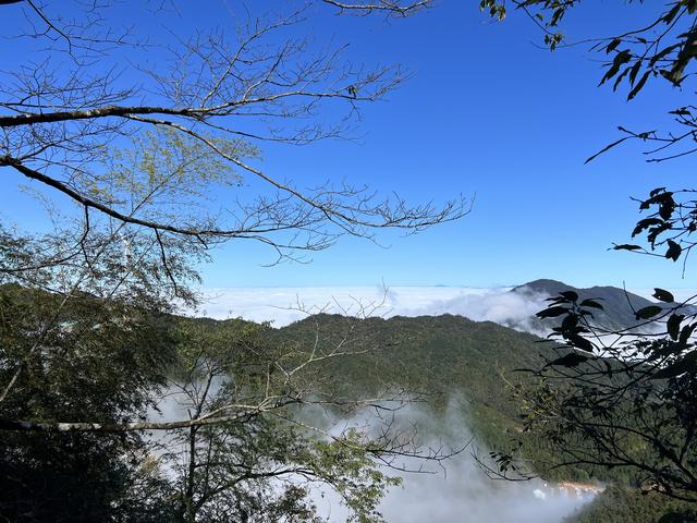 组图丨炎陵：云海翻腾 仙境铁瓦仙