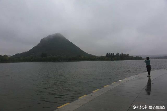 双节拍 | 秋雨绵绵华不注